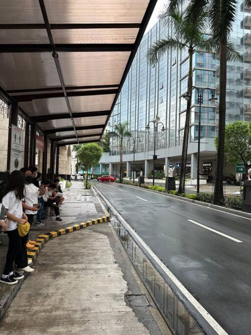 Airport Naia Terminal 3 Insane Interior Apartment มะนิลา ภายนอก รูปภาพ